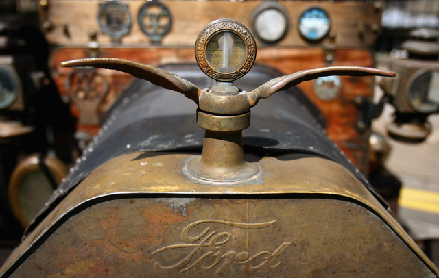 Museum in Michigan brings Model T driving to the masses