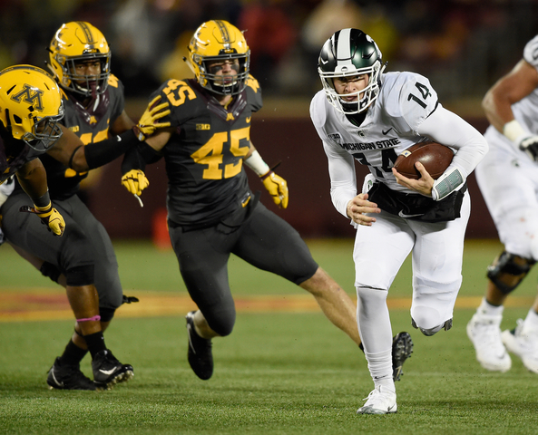 Great Scott: MSU runs over Minnesota, hangs on for 30-27 win
