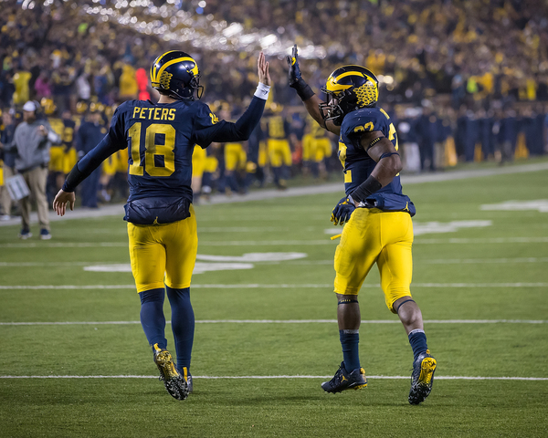 Wisconsin, Michigan get 3 defenders on All-Big Ten 1st team