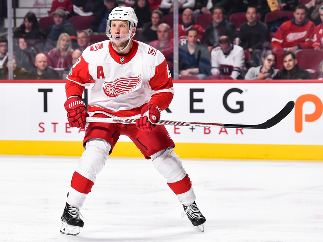 Red Wings snap 7-game skid with 5-1 win over Jets