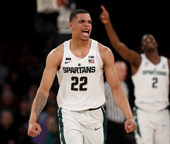 No. 2 Michigan State wins 13th in row, beats Wisconsin 63-60