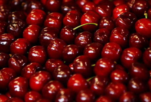 Cherries_1529501905611_90339855_ver1.0_640_480.jpg